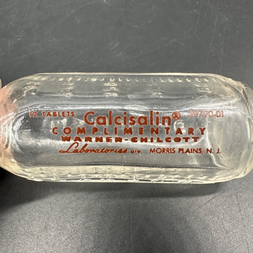 Vintage Glass Baby Bottles Evenflo Calcisalin Sample 1950s Nursery Decor - Picture 7 of 10